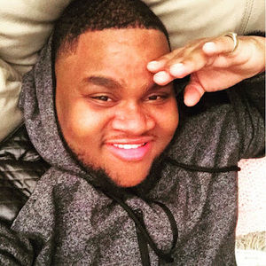 Meet your Posher, Troy